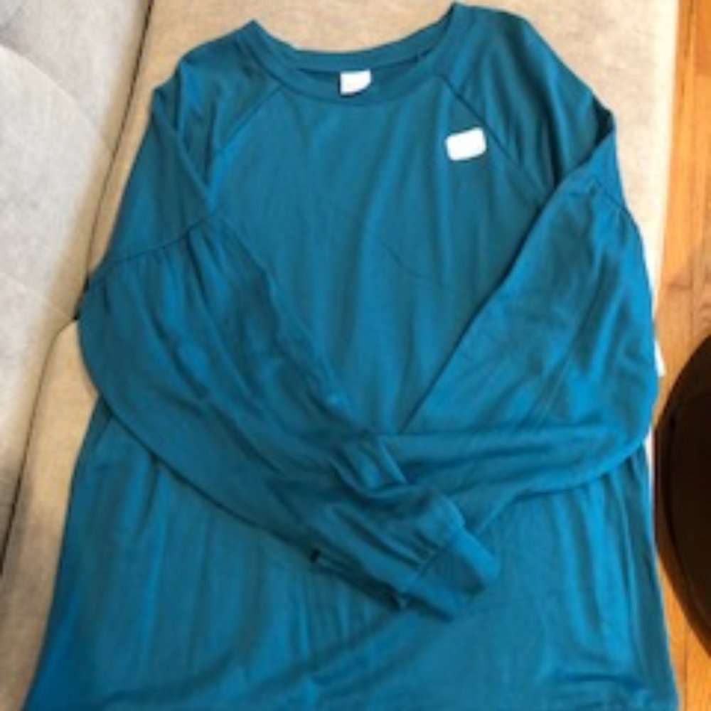 MATERNITY BALLOON SLEEVE  SWEATSHIRT NWT